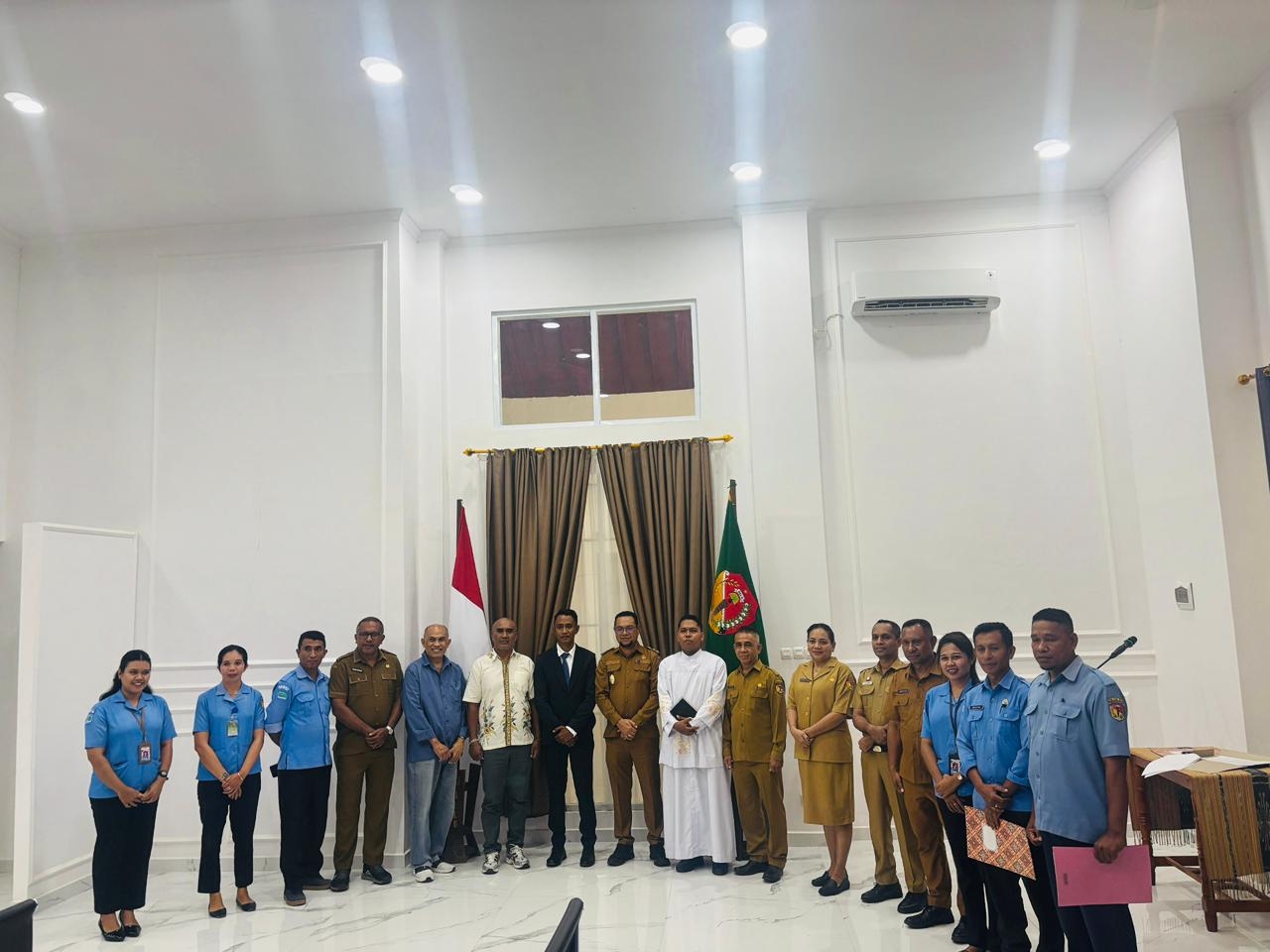 Foto bersama usai Pelantikan